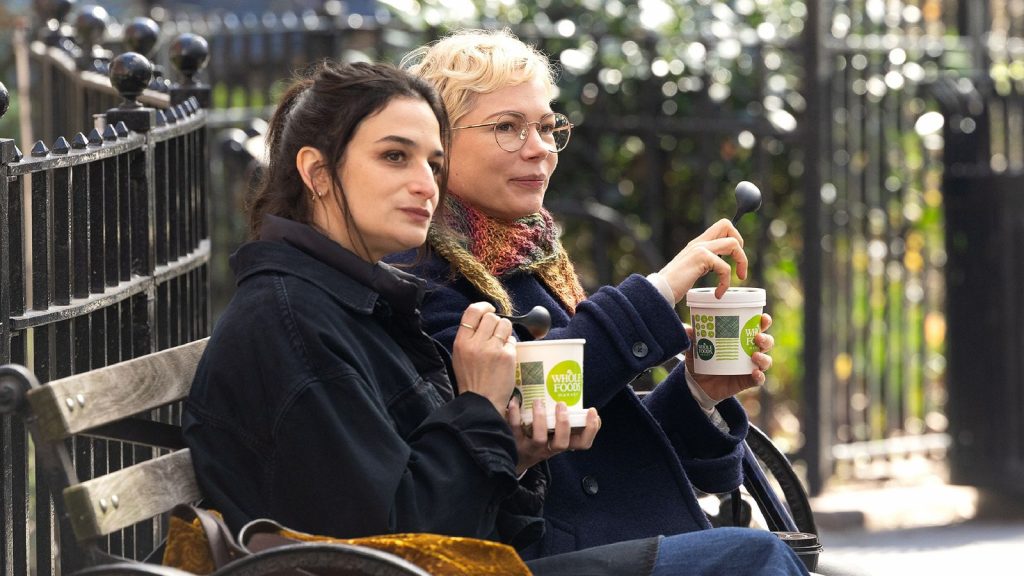 Deux femmes assises sur un banc